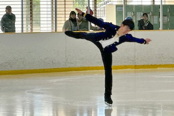 20240131_news_iceskater_02.jpg