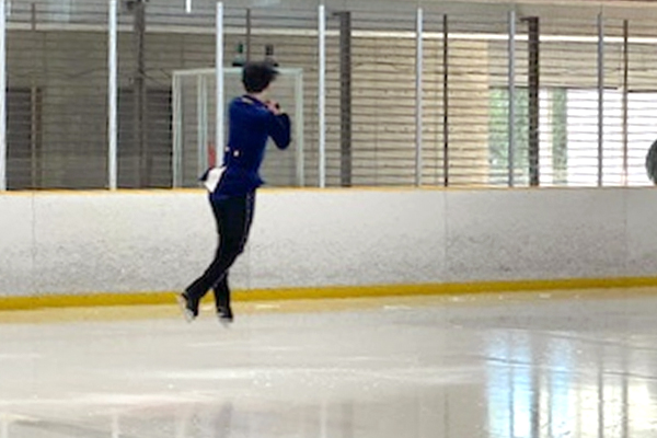 20240131_news_iceskater_01.jpg